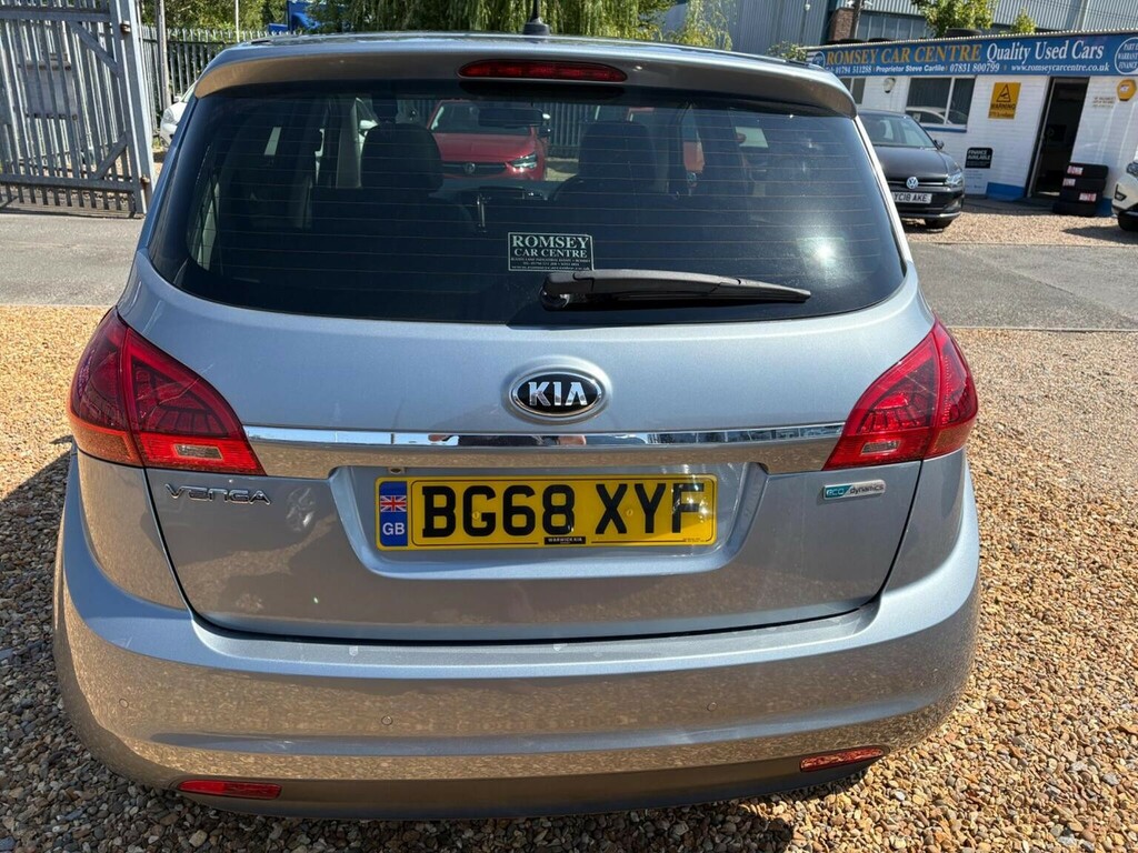 Kia Venga 1.6 4 Euro 6 Ss Silver #6