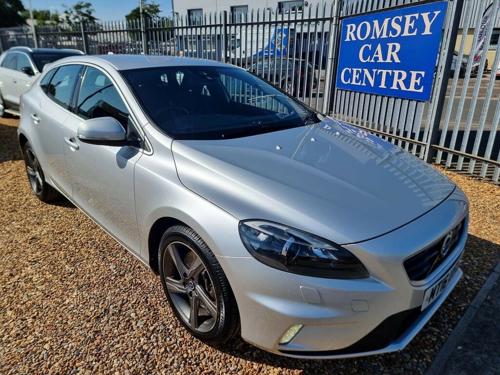 Volvo V40 2.0 D3 R-design Lux Nav Euro 6 Ss Silver