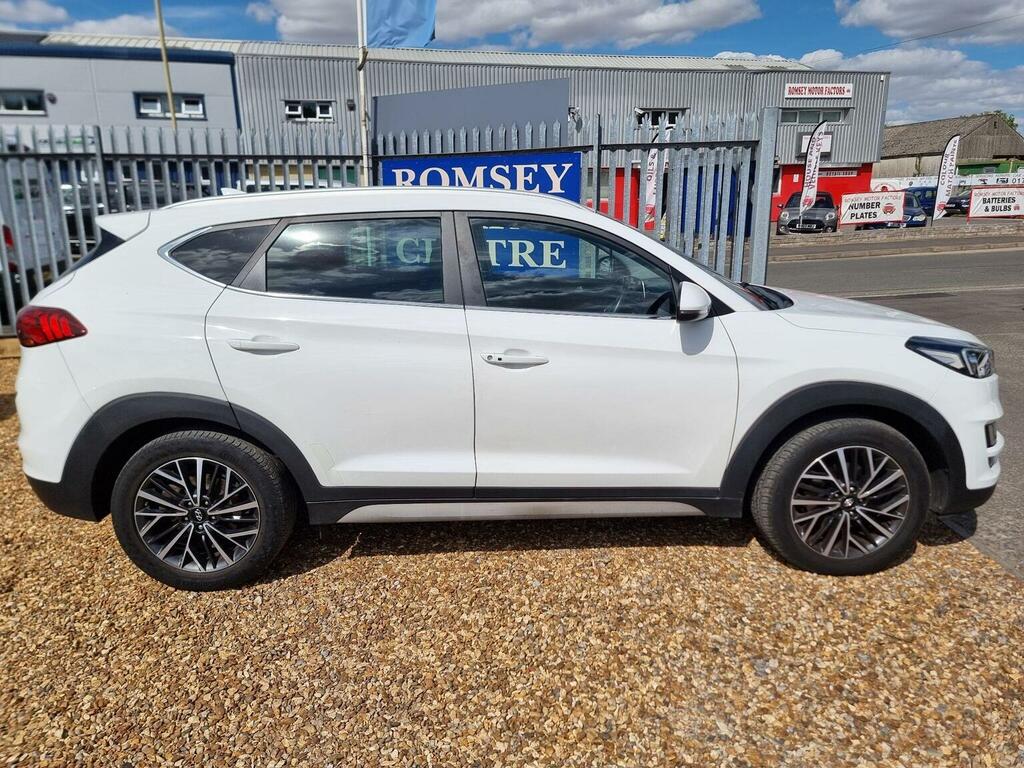 Hyundai Tucson T-gdi Go Se White #8