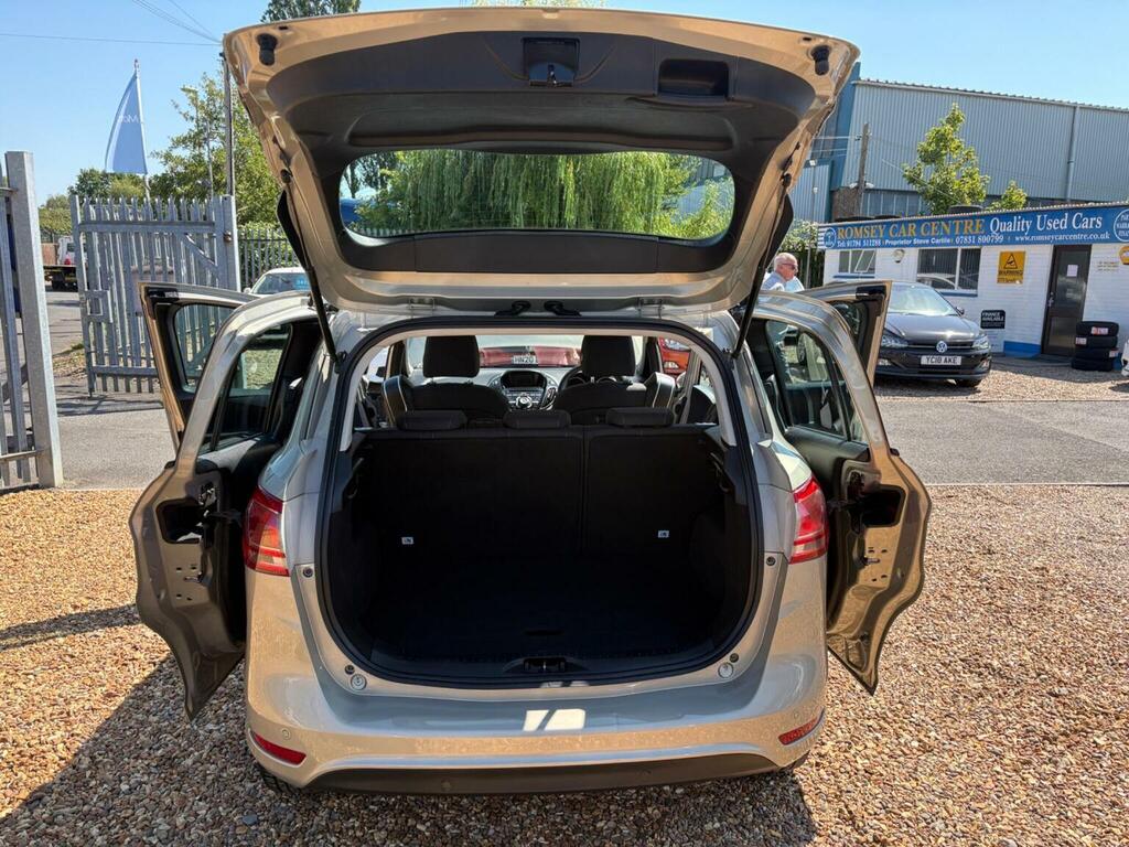 Ford B-Max Mpv 1.6 Zetec Mot February 2026 Finance Availa Silver #17