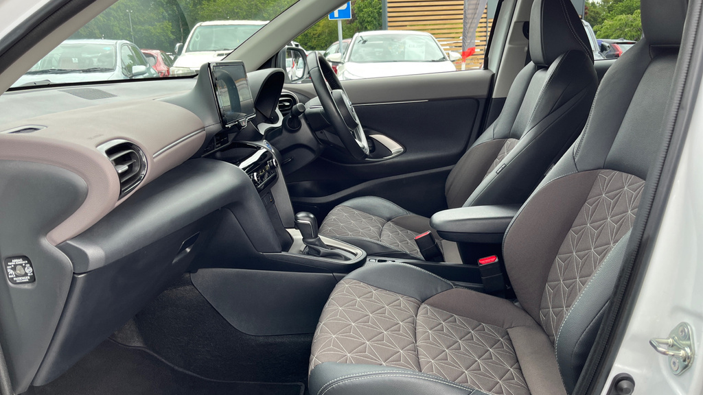 Toyota Yaris Cross 1.5 Vvt-h Excel E-cvt Euro NU23LBN White #5