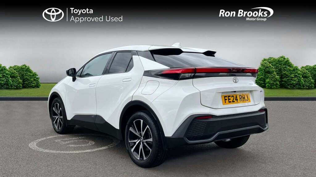 Toyota C-Hr 1.8 Vvt-h Design Cvt Euro FE24RHJ White #4