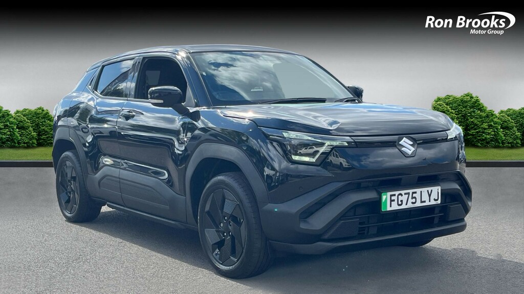 Suzuki 61Kwh Motion Allgrip FG75LYJ Black