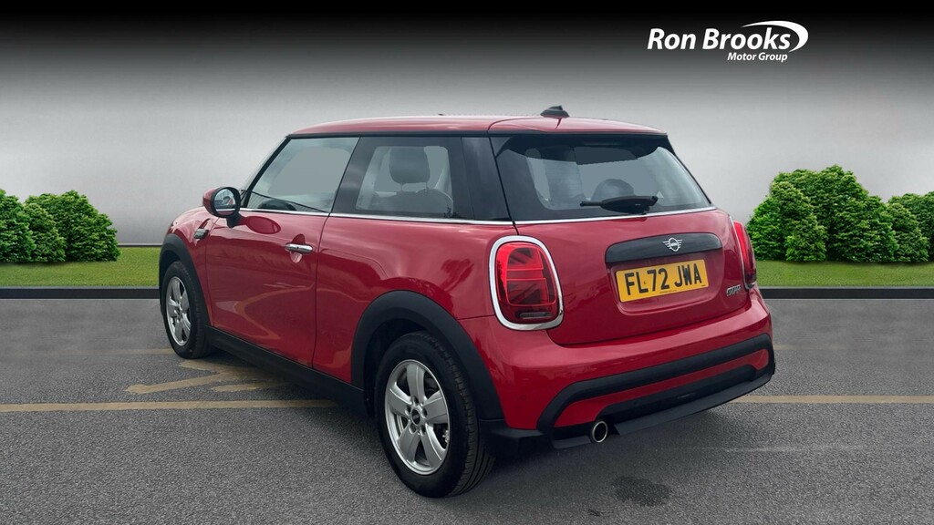 Mini Hatch 1.5 Cooper Classic Steptro FL72JWA Red #4