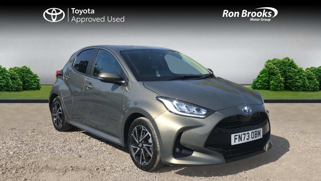 Toyota Yaris 1.5 Vvt-h Design E-cvt Eur FN73OBM Brown