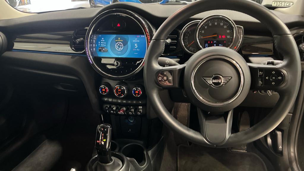 Mini Hatch 1.5 Cooper Classic Steptro FP72ACU Black #5