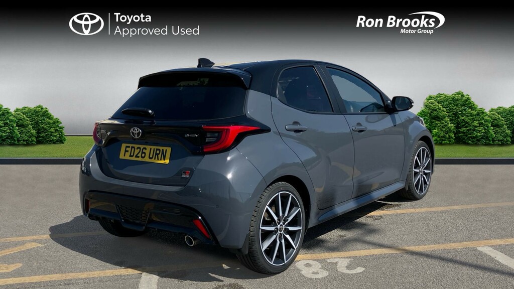 Toyota Yaris 1.5 Vvt-h Gr Sport E-cvt E FD26URN Grey #2