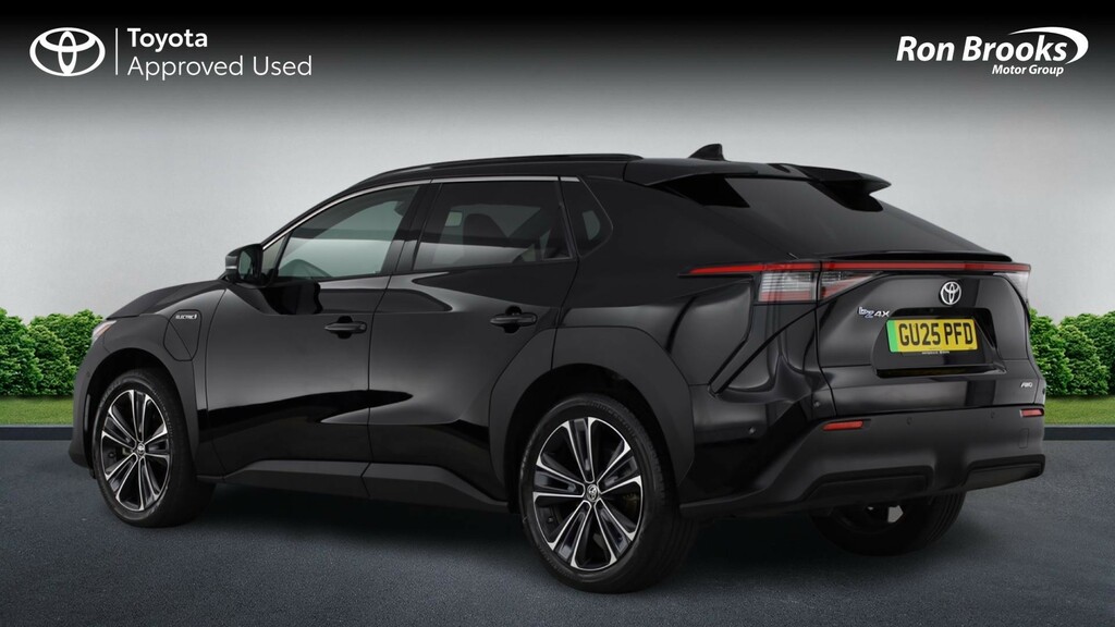 Toyota bZ4X 71.4Kwh Vision Awd Black #4