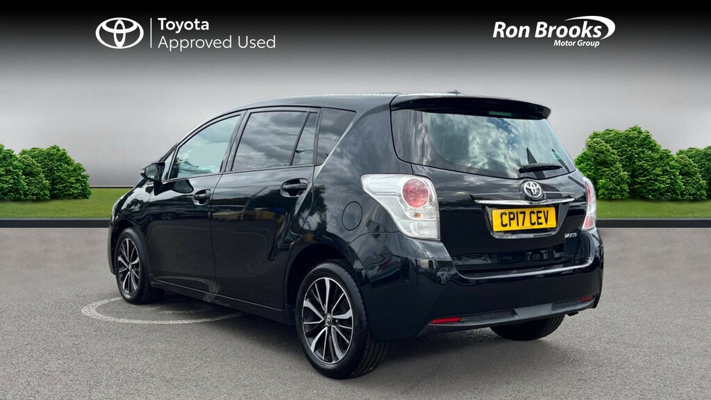 Toyota Verso 1.8 V-matic Design Multidr Black #4