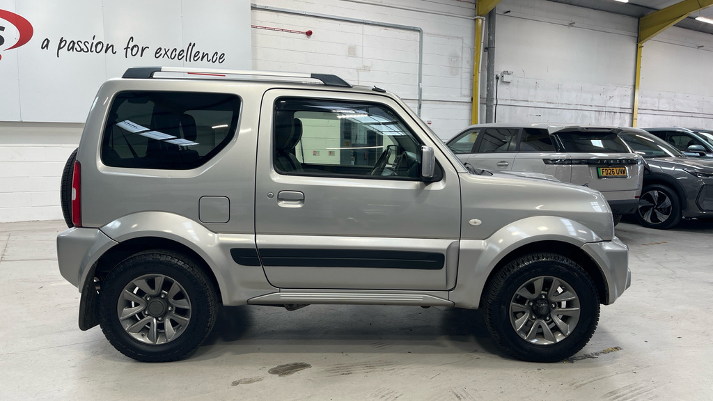 Suzuki Jimny 1.5 Sz5 Suv Allgrip Euro 6 101 Ps Silver #23