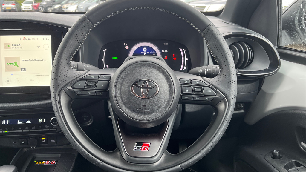 Toyota Aygo X 1.0 Vvt-i Edge Black #8