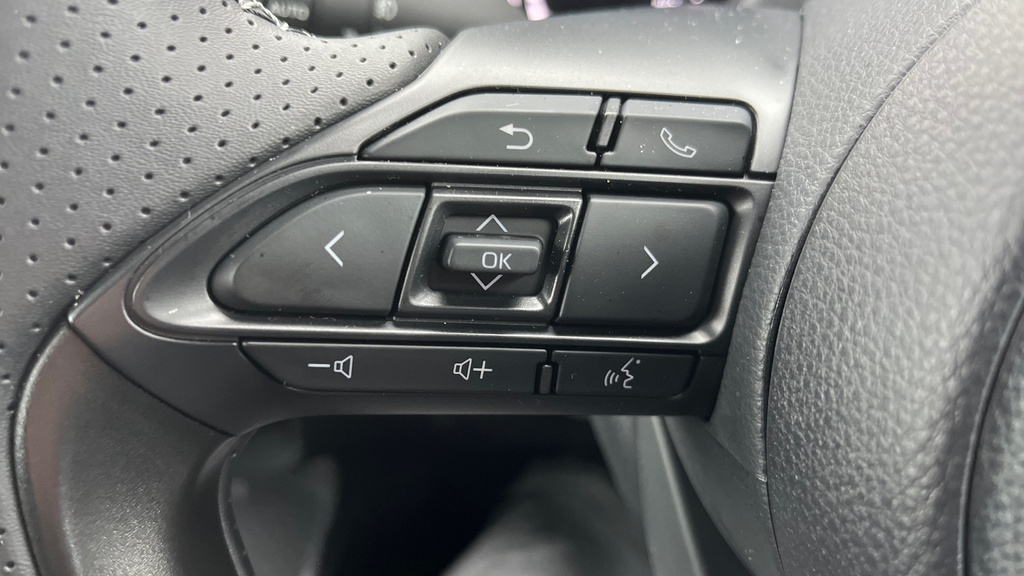 Toyota Aygo X 1.0 Vvt-i Edge Black #47