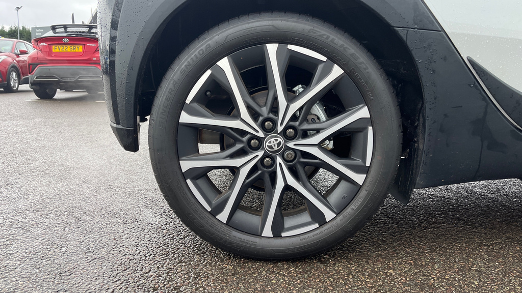 Toyota Aygo X 1.0 Vvt-i Edge Black #25