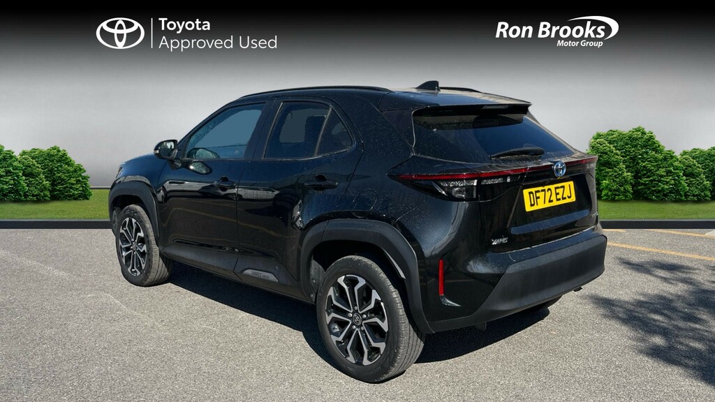 Toyota Yaris Cross 1.5 Vvt-h Design E-cvt Eur Black #4