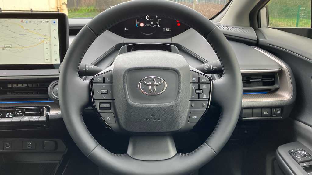 Toyota Prius Saloon 1.5 Cvt 2025 Black #8