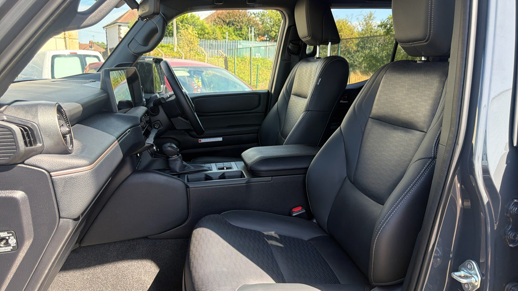 Toyota Land Cruiser 2.8D Mhev Invincible Grey #4
