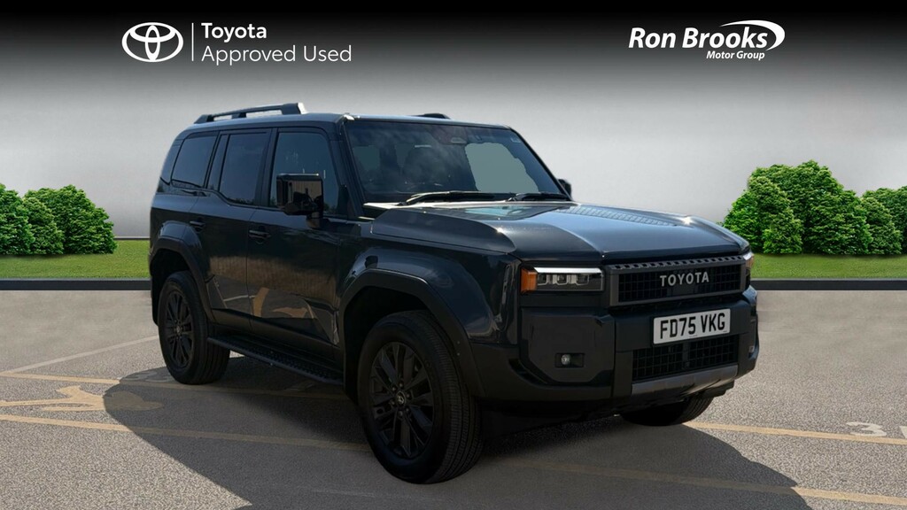 Toyota Land Cruiser 2.8D Mhev Invincible Grey