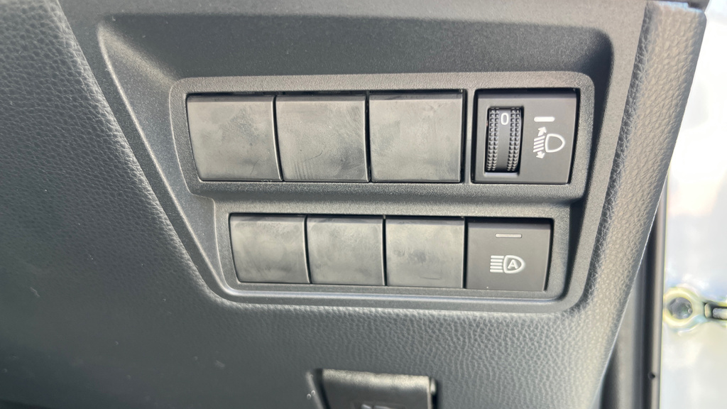 Toyota Yaris 1.5 Hybrid Icon Cvt  #50
