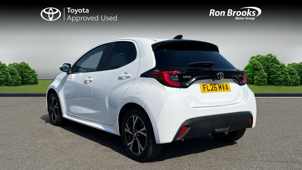 Toyota Yaris 1.5 Hybrid Icon Cvt  #4