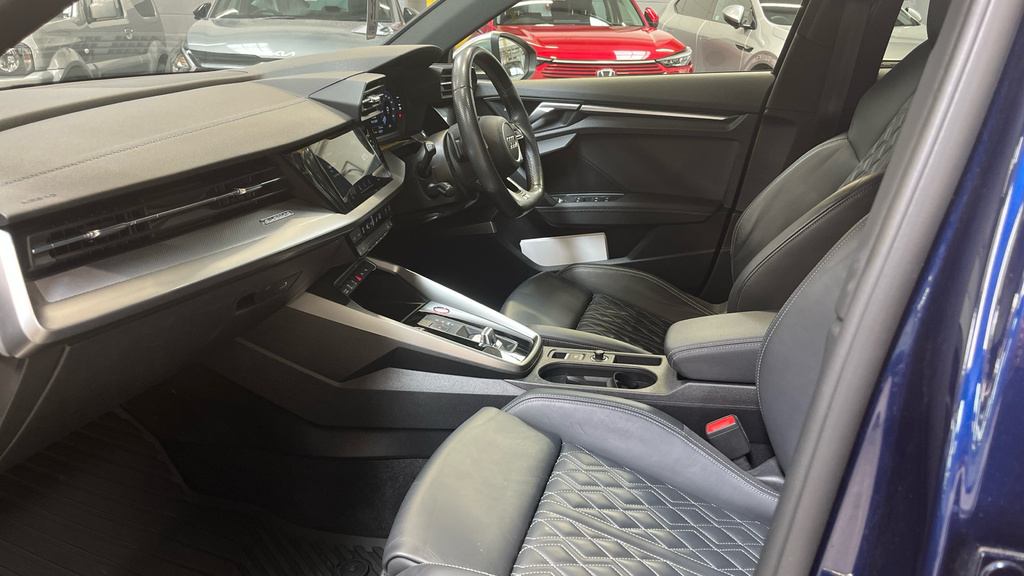 Audi S3 2.0 Tfsi Sportback S Troni Blue #5