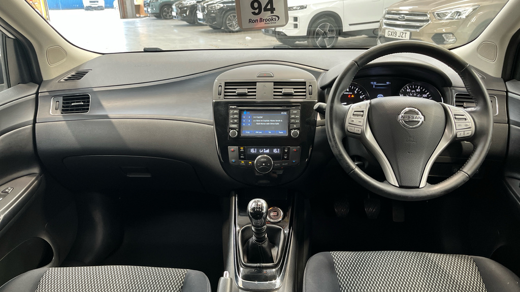 Nissan Pulsar 1.2 Dig-t N-tec Euro 5 S White #6