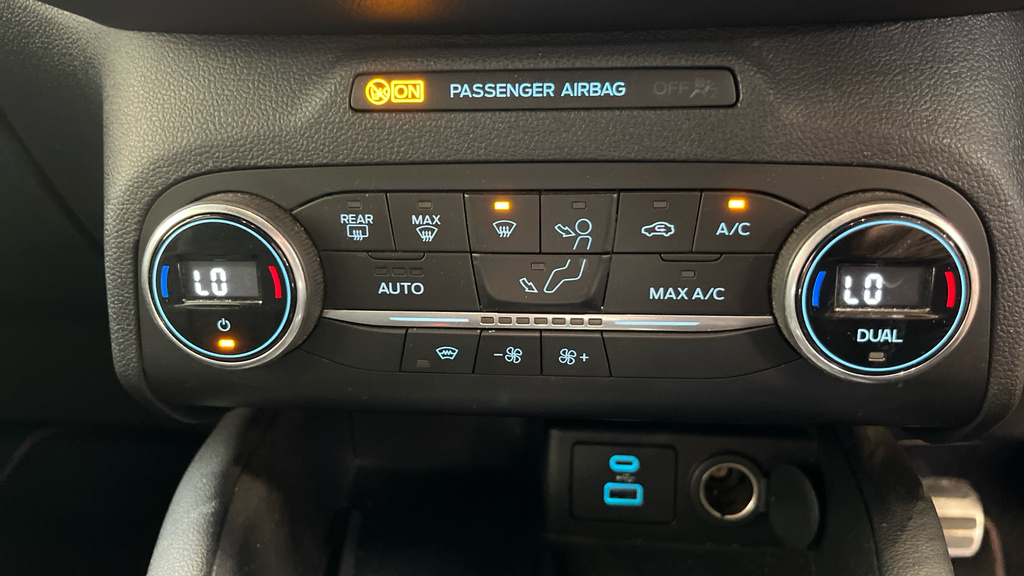 Ford Kuga St-line X Edition 1.5T Ecoboost 150Ps Fwd 6 Silver #45