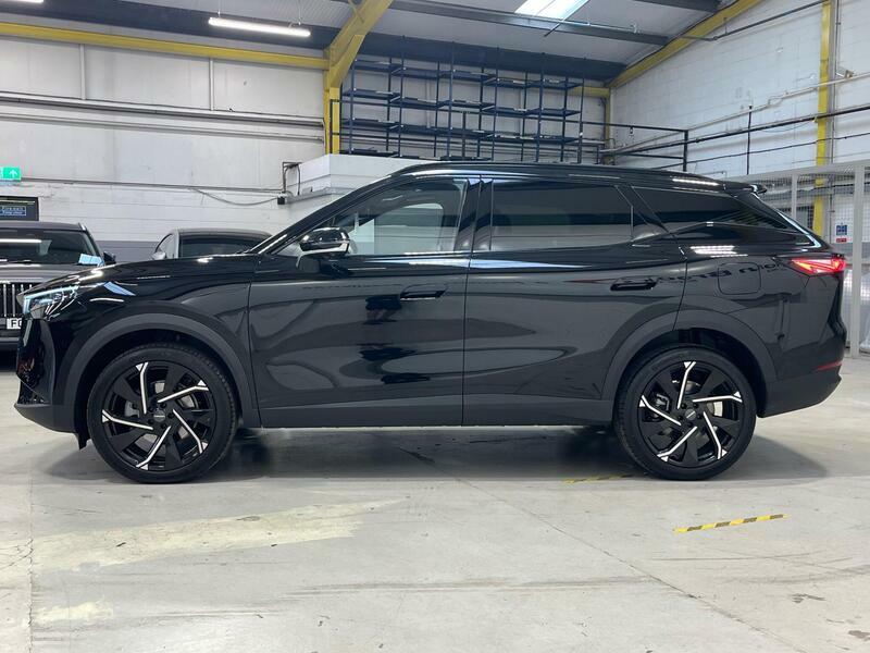 Omoda 7 1.5T Shs 18.4Kwh Noble Dht Black #6