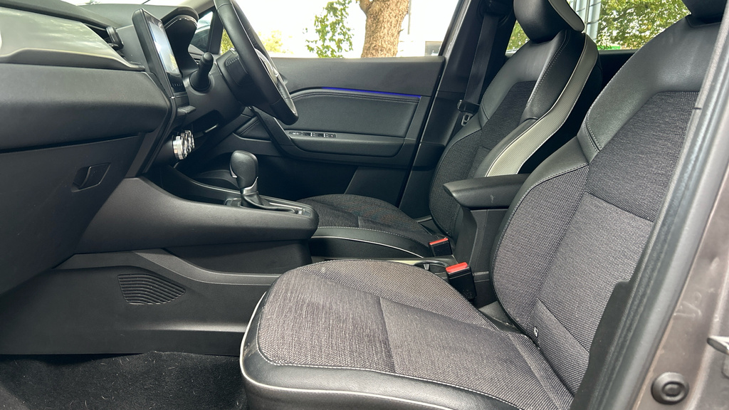 Renault Captur 1.6 E-tech Techno Eur SC23NDF Grey #5