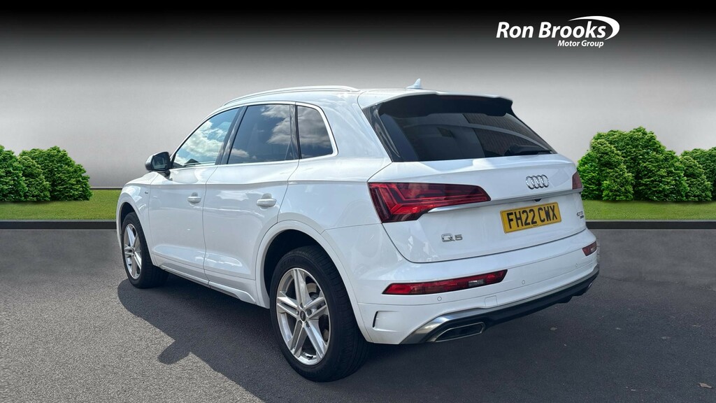 Audi Q5 2.0 Tdi 40 S Line S Tronic FH22CWX White #4