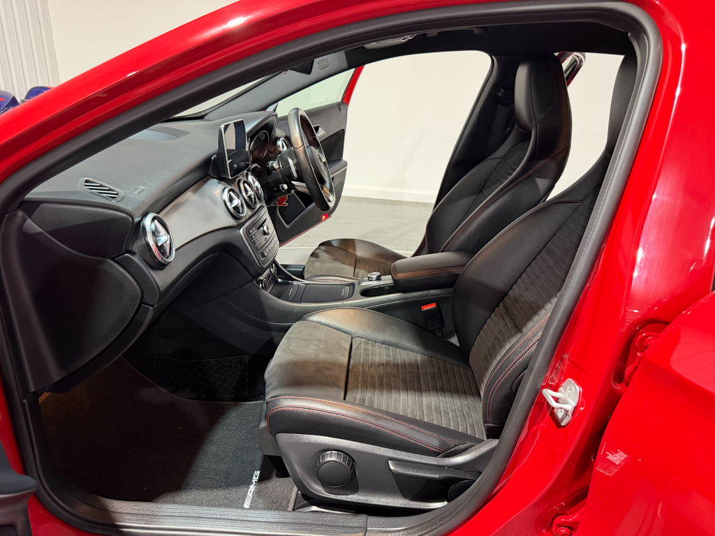 Mercedes-Benz GLA Class 2.1 Gla220d Amg Line Suv 7G-dct 4Matic  #6
