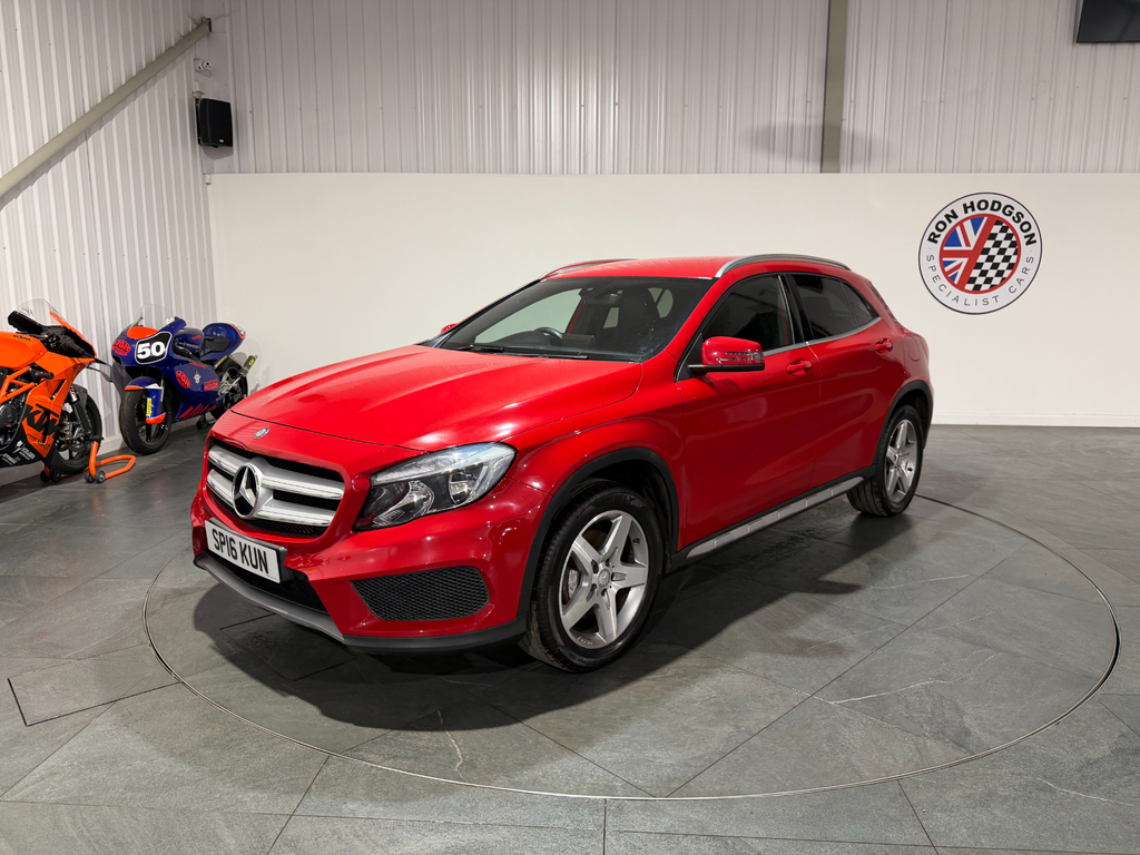 Mercedes-Benz GLA Class 2.1 Gla220d Amg Line Suv 7G-dct 4Matic  #2