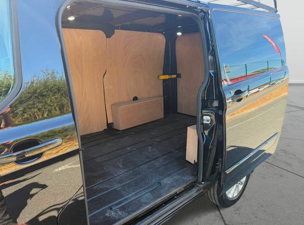 Ford Transit Custom 2.0 280 Ecoblue Limited Panel Van Manua HW70XFE Black #6