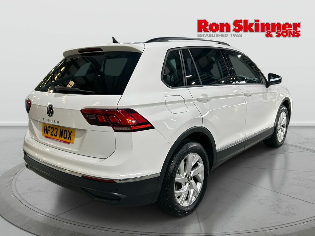 Volkswagen Tiguan 2.0 Tdi Life Suv Dsg Euro 6 Ss 150 HF23WOX White #3