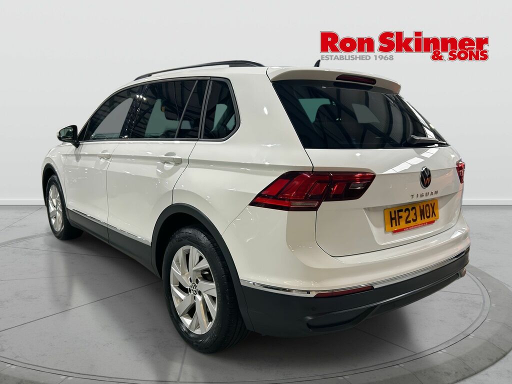 Volkswagen Tiguan 2.0 Tdi Life Suv Dsg Euro 6 Ss 150 HF23WOX White #2