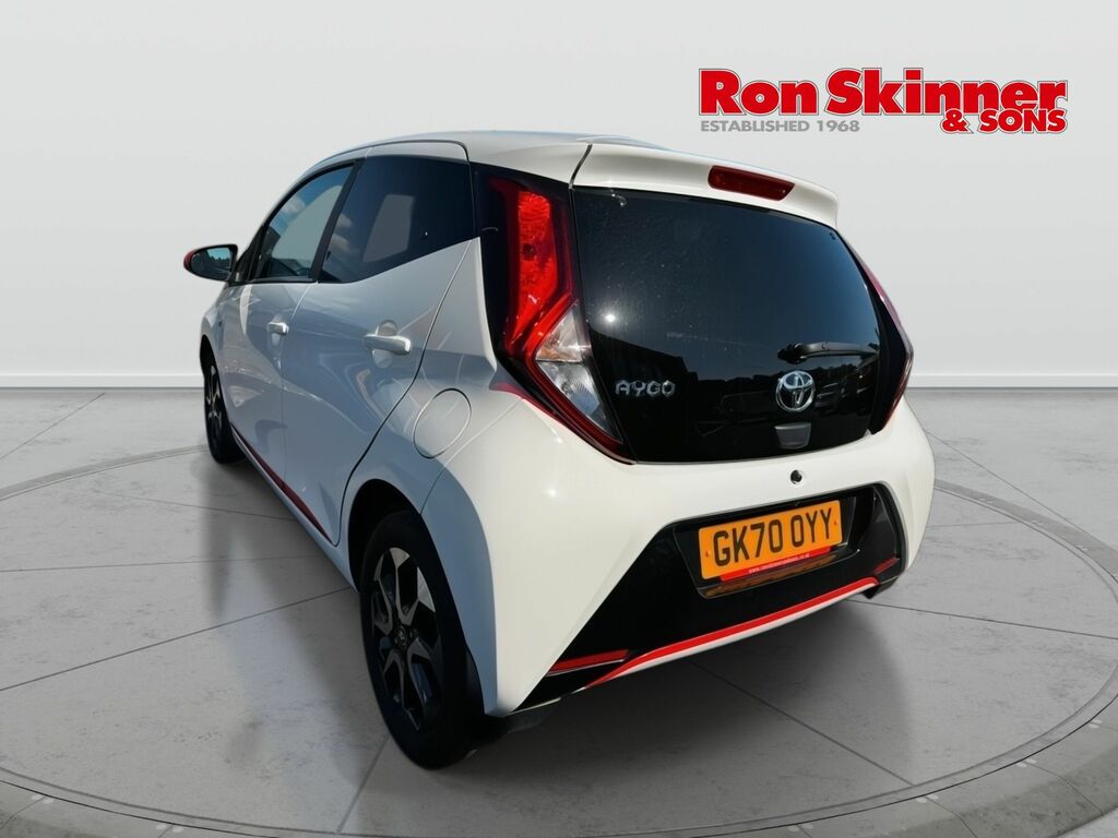 Toyota Aygo 1.0 Vvt-i X-trend Hatchback Euro GK70OYY White #3