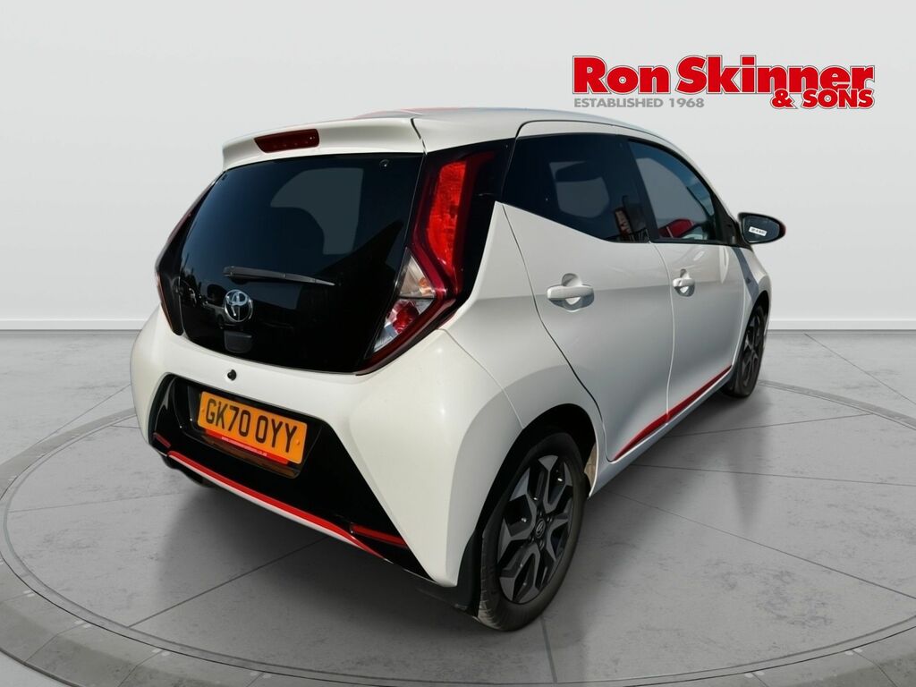 Toyota Aygo 1.0 Vvt-i X-trend Hatchback Euro GK70OYY White #4
