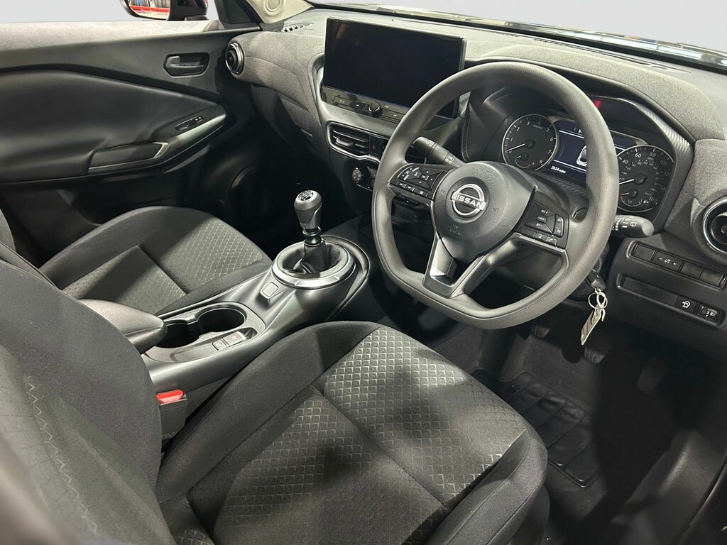 Nissan Juke 1.0 Dig-t Acenta Premium Suv Eur DV26RLO Black #5