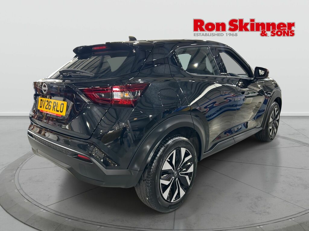 Nissan Juke 1.0 Dig-t Acenta Premium Suv Eur DV26RLO Black #4