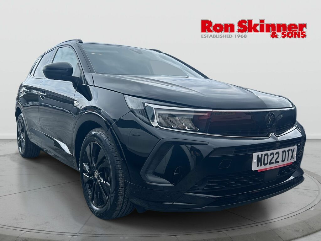 Vauxhall Grandland 1.6 13.2Kwh Gs Line Suv Plug-in Hybrid WO22DTX Black