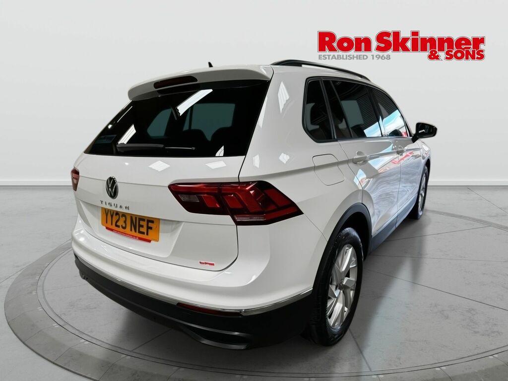 Volkswagen Tiguan 2.0 Tdi Life Suv Dsg Euro 6 Ss 150 YY23NEF White #4