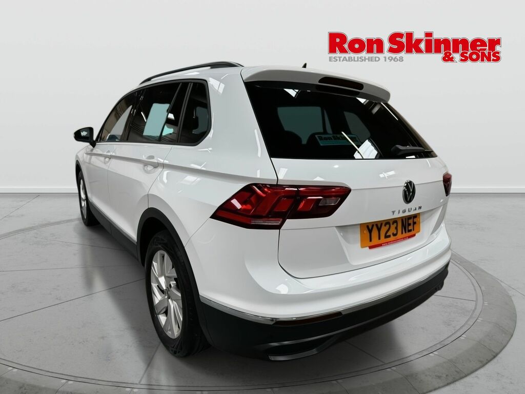 Volkswagen Tiguan 2.0 Tdi Life Suv Dsg Euro 6 Ss 150 YY23NEF White #3
