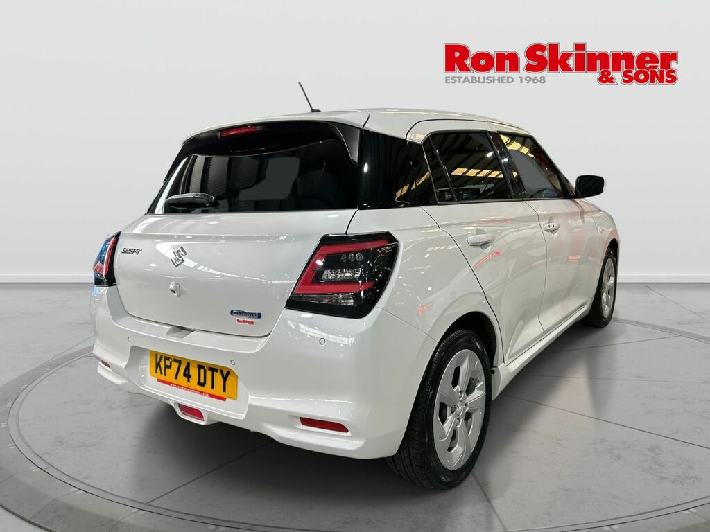 Suzuki Swift 1.2 Mhev Motion Hatchback Hybrid Cvt Eu White #4