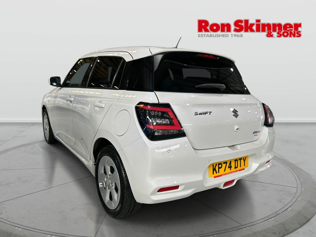 Suzuki Swift 1.2 Mhev Motion Hatchback Hybrid Cvt Eu White #3