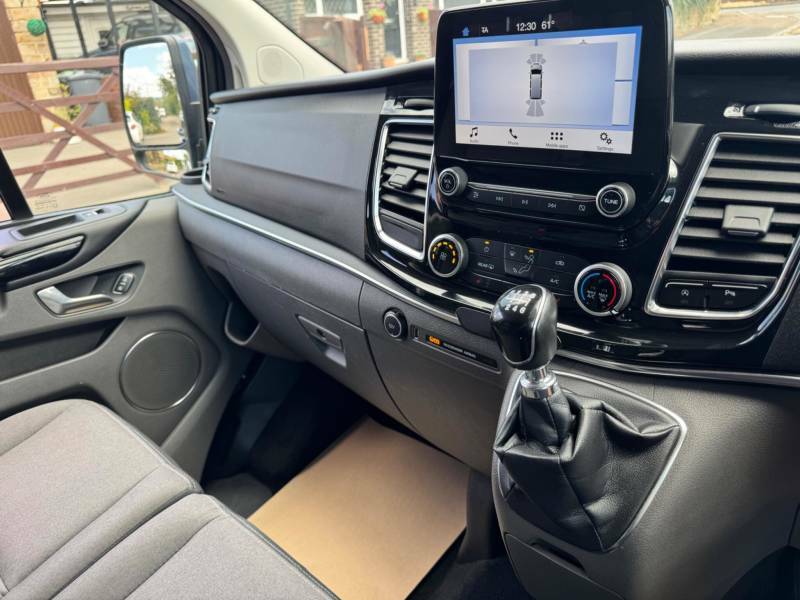 Ford Tourneo Custom 2.0L 2.0 310 Ecoblue Titanium Minibus M Silver #13