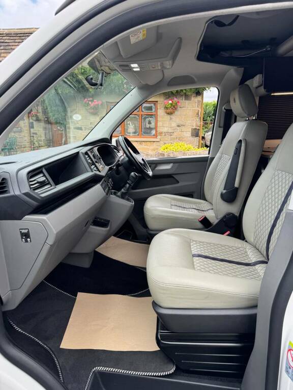 Volkswagen Campervan T6.1 T30 110 Lwb Grey #16