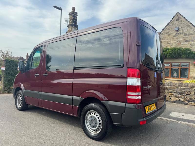 Mercedes-Benz Sprinter 2.1 211 Cdi Blueefficiency Panel Van 7G Red #4
