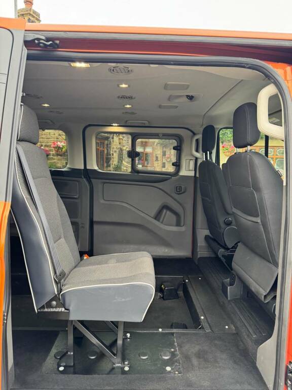 Ford Tourneo Custom 2.0 320 Ecoblue Titanium Minibus 9 Seat Air C Silver #11