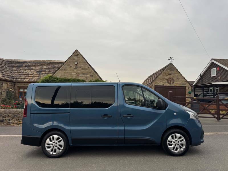 Renault Trafic 1.6 Dci 27 Business Swb Standard Roof Euro 6 Blue #4