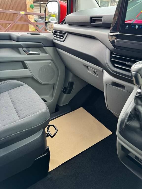 Ford Tourneo Custom 320 Titanium Ecoblue 170 Ps 8 Speed Dsg 9 Sea Black #17