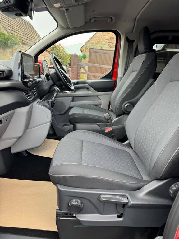 Ford Tourneo Custom 320 Titanium Ecoblue 170 Ps 8 Speed Dsg 9 Sea Black #24